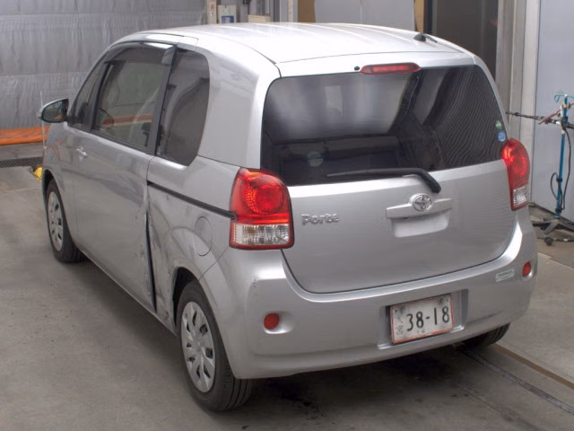 TOYOTA PORTE