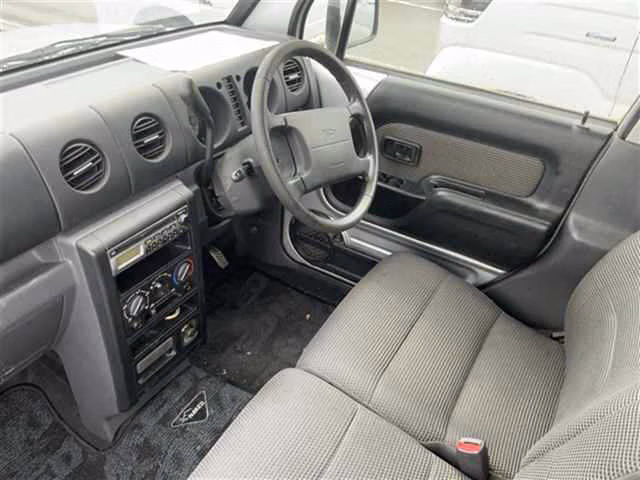 DAIHATSU NAKED