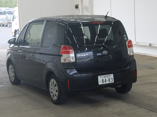TOYOTA SPADE