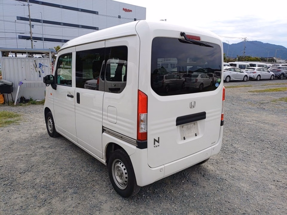 HONDA N-VAN
