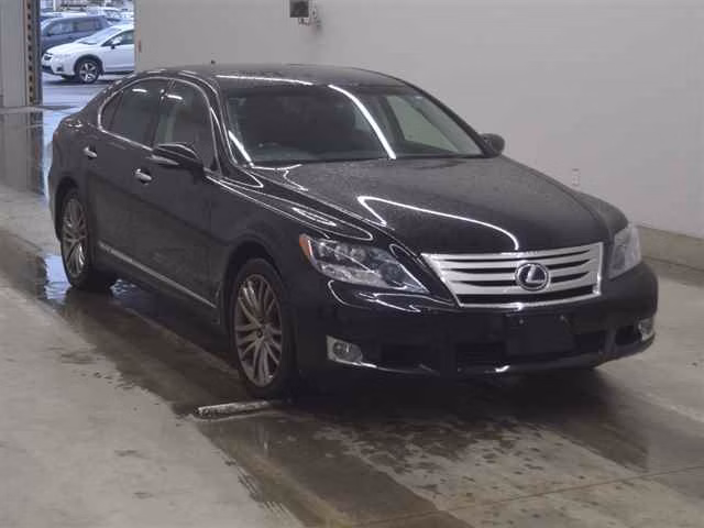 Lexus LS600h
