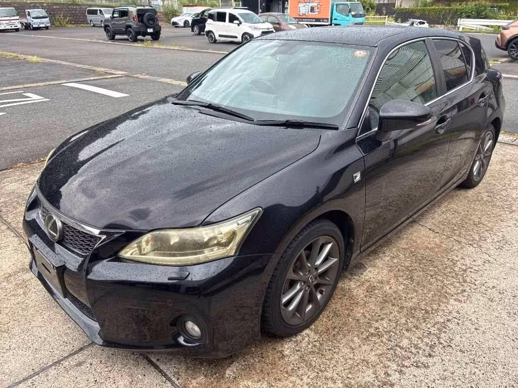 LEXUS CT200H
