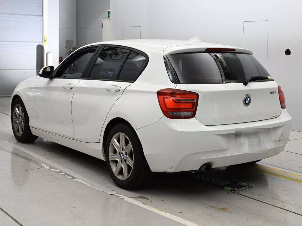 BMW 1-SERIES