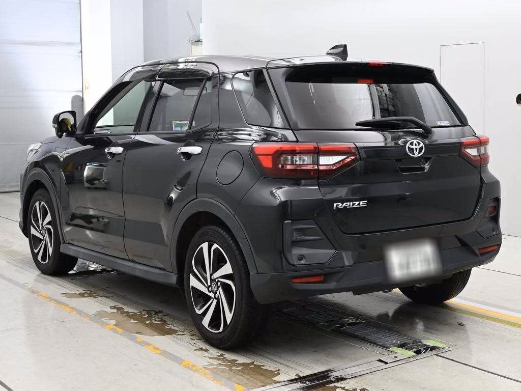 TOYOTA RAIZE