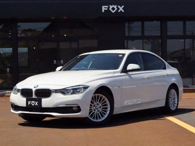 BMW 3-SERIES