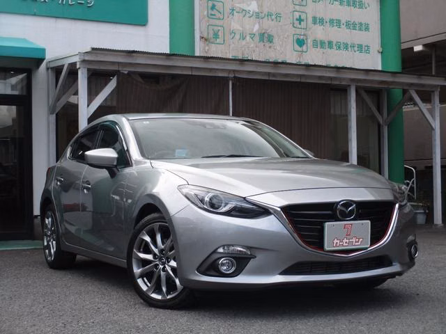 Mazda Axela