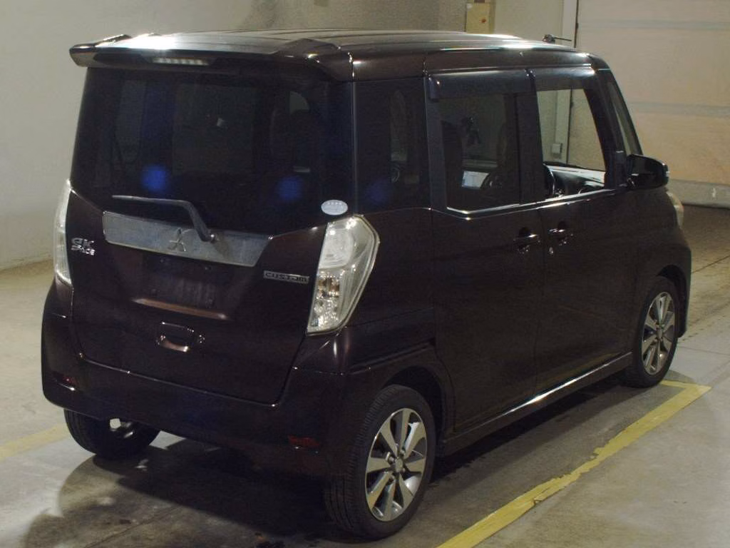 MITSUBISHI EK SPACE