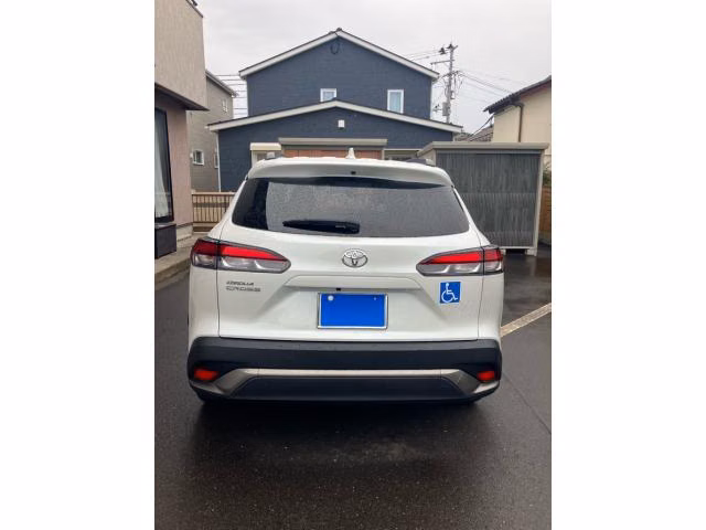 TOYOTA COROLLA CROSS