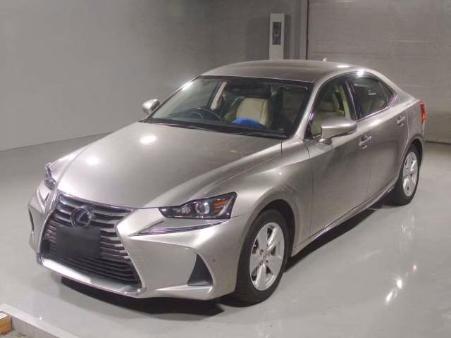 Lexus IS300h