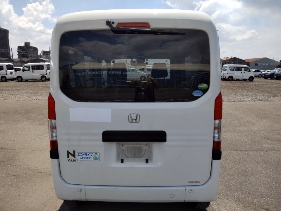 HONDA N-VAN