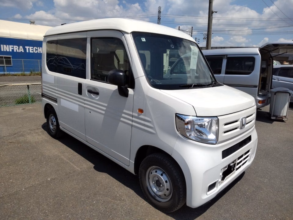 HONDA N-VAN