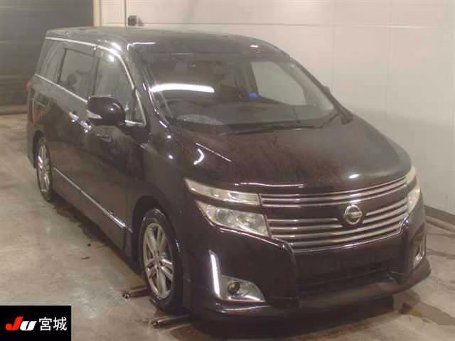 NISSAN ELGRAND
