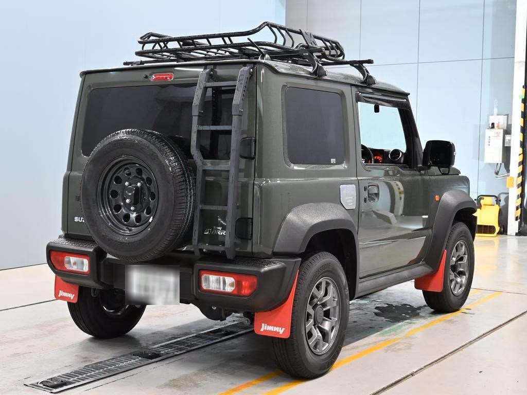 SUZUKI JIMNY SIERRA