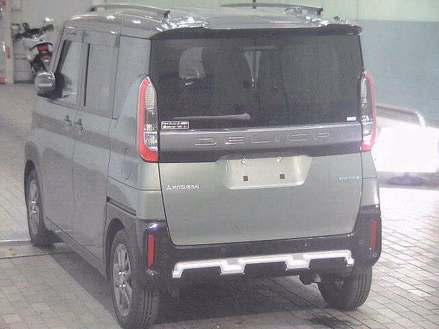MITSUBISHI DELICA MINI