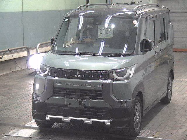 MITSUBISHI DELICA MINI