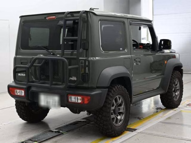 SUZUKI JIMNY SIERRA