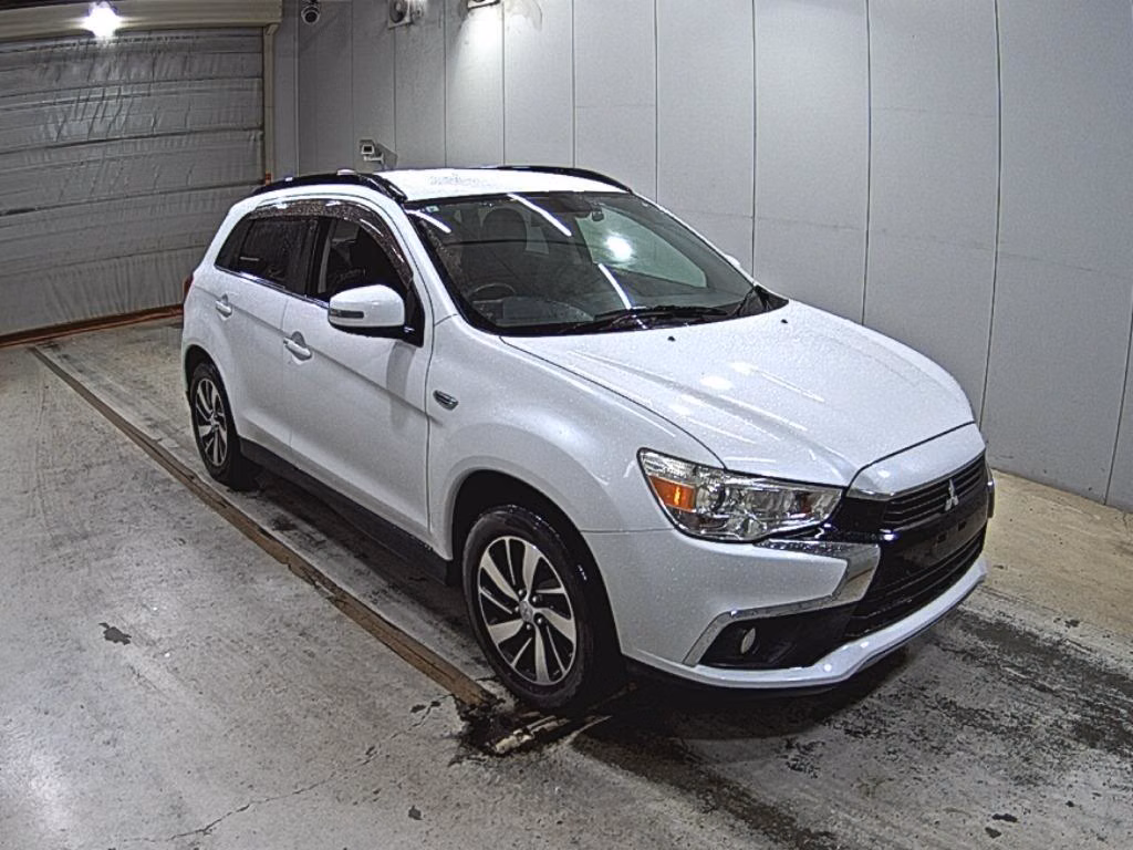 MITSUBISHI RVR