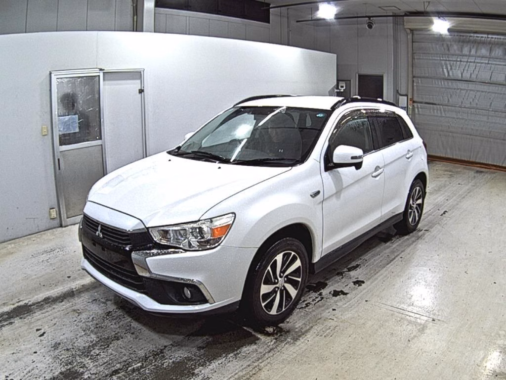 MITSUBISHI RVR