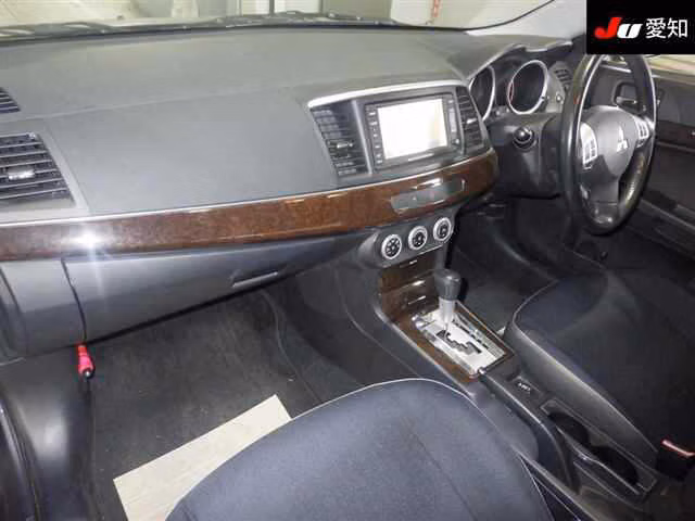 MITSUBISHI GALANT FORTIS