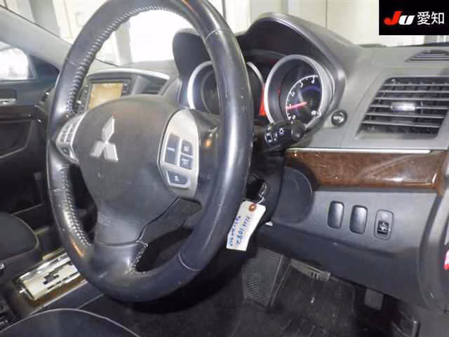 MITSUBISHI GALANT FORTIS