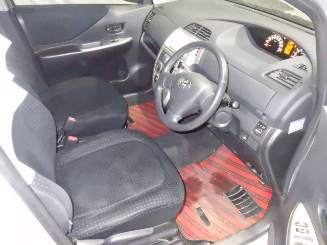 TOYOTA RACTIS