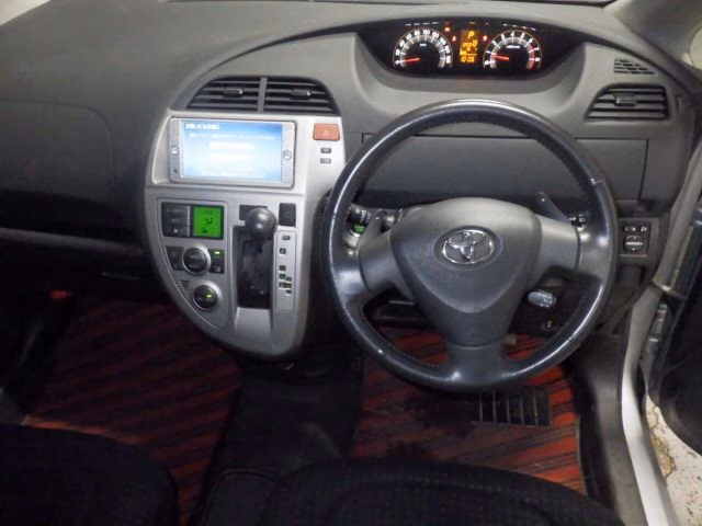 TOYOTA RACTIS
