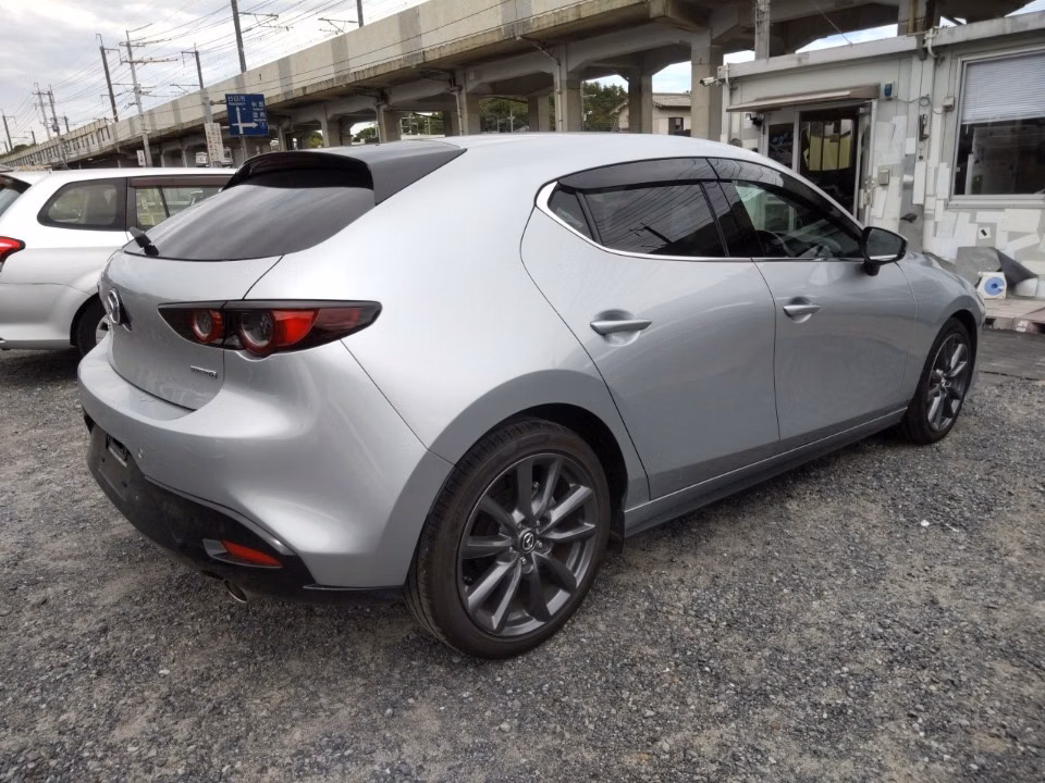 MAZDA MAZDA3