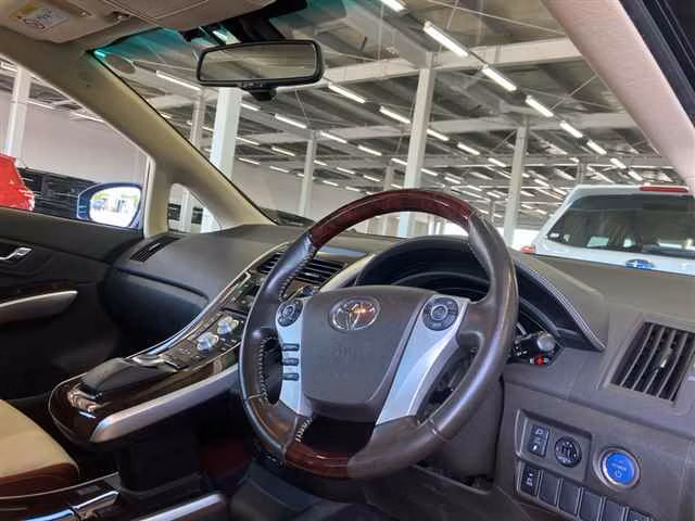 TOYOTA SAI