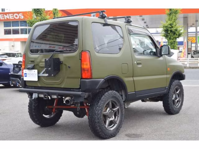 SUZUKI JIMNY