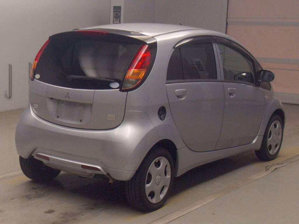 MITSUBISHI I
