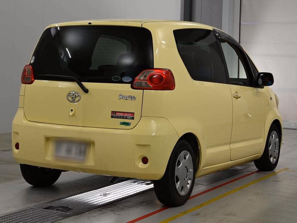 TOYOTA PORTE
