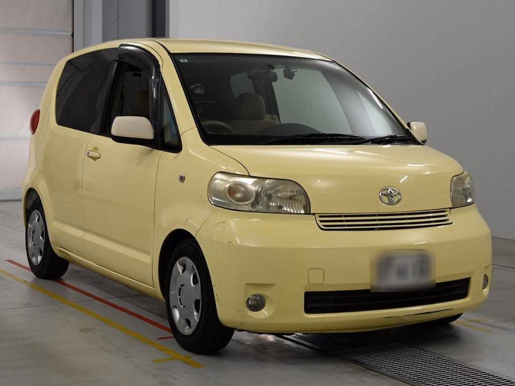 TOYOTA PORTE
