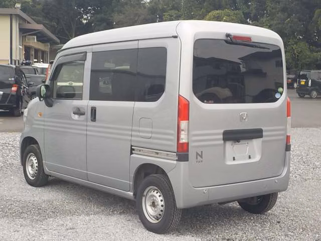 HONDA N-VAN