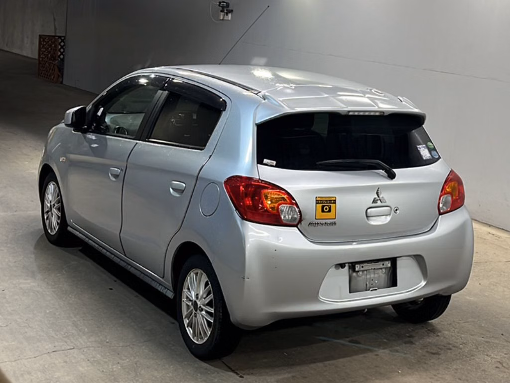 MITSUBISHI MIRAGE