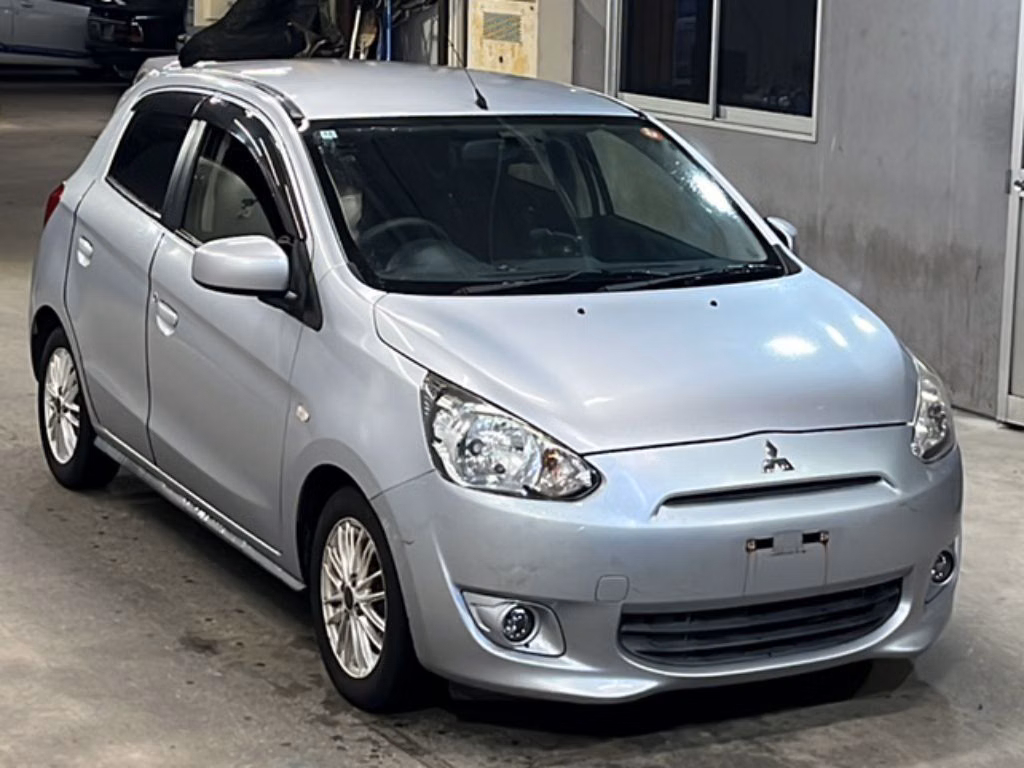 MITSUBISHI MIRAGE