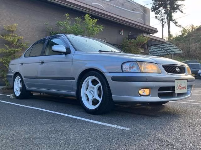 Nissan Sunny