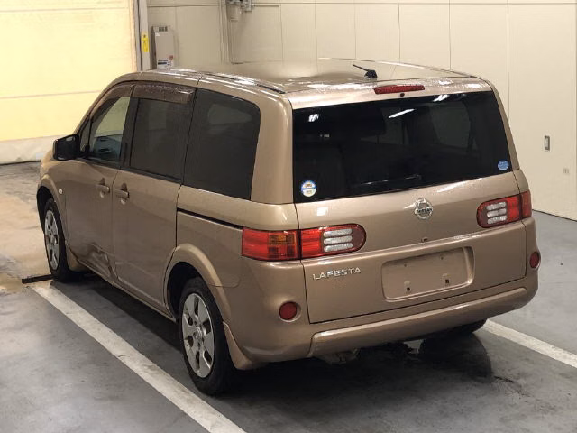 NISSAN LAFESTA