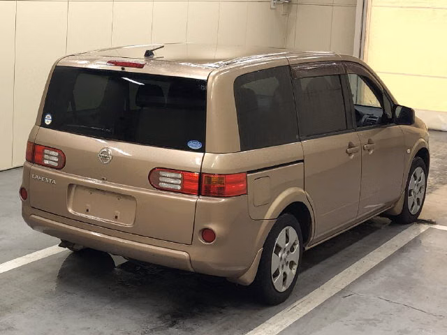 NISSAN LAFESTA