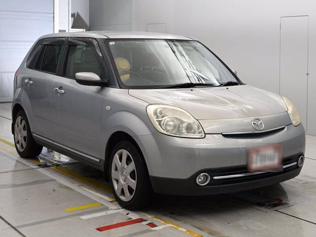 MAZDA VERISA