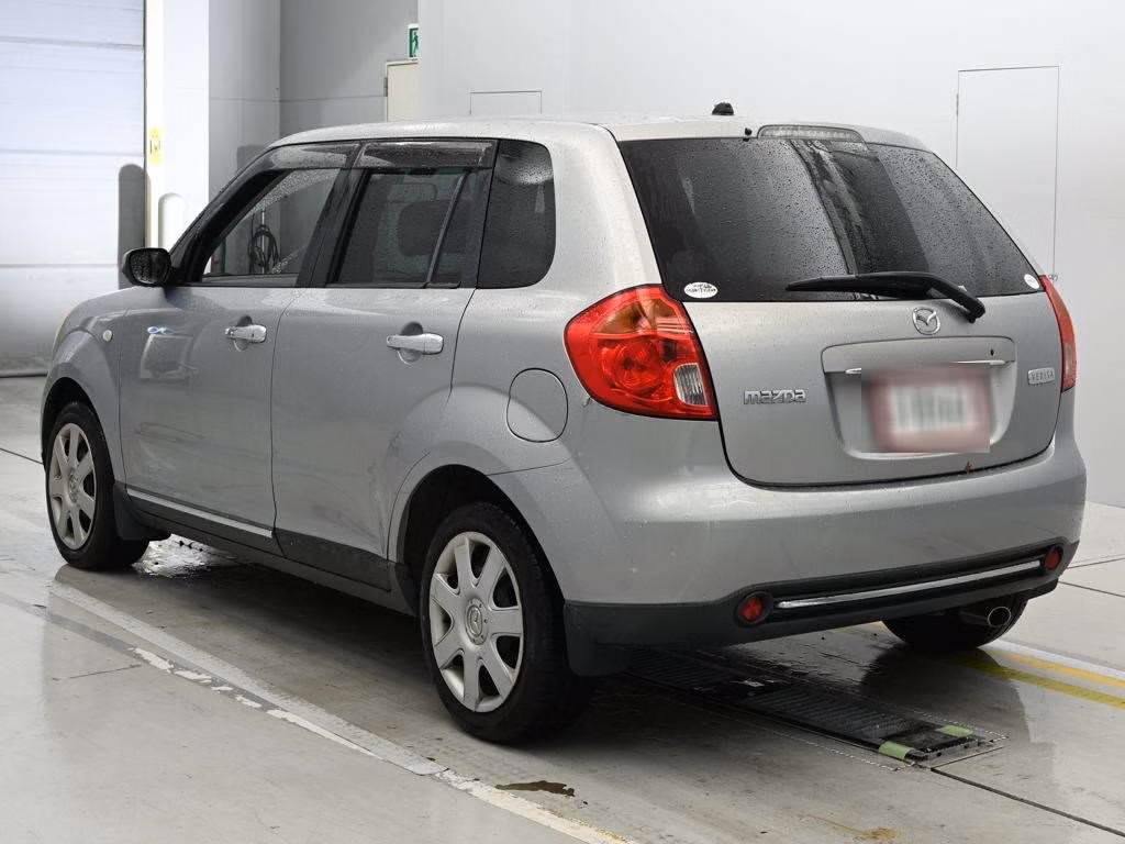 MAZDA VERISA
