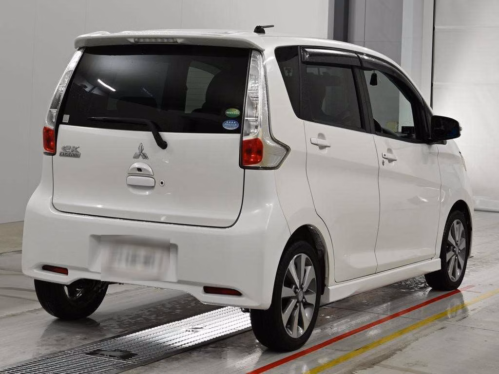 MITSUBISHI EK CUSTOM