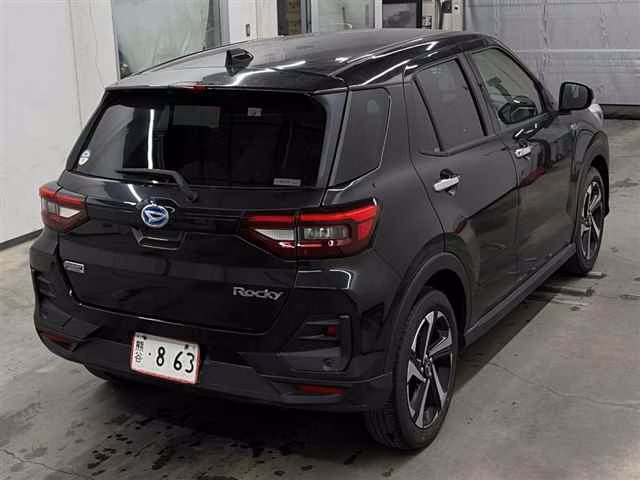 DAIHATSU ROCKY