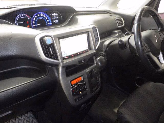 MITSUBISHI DELICA D:2
