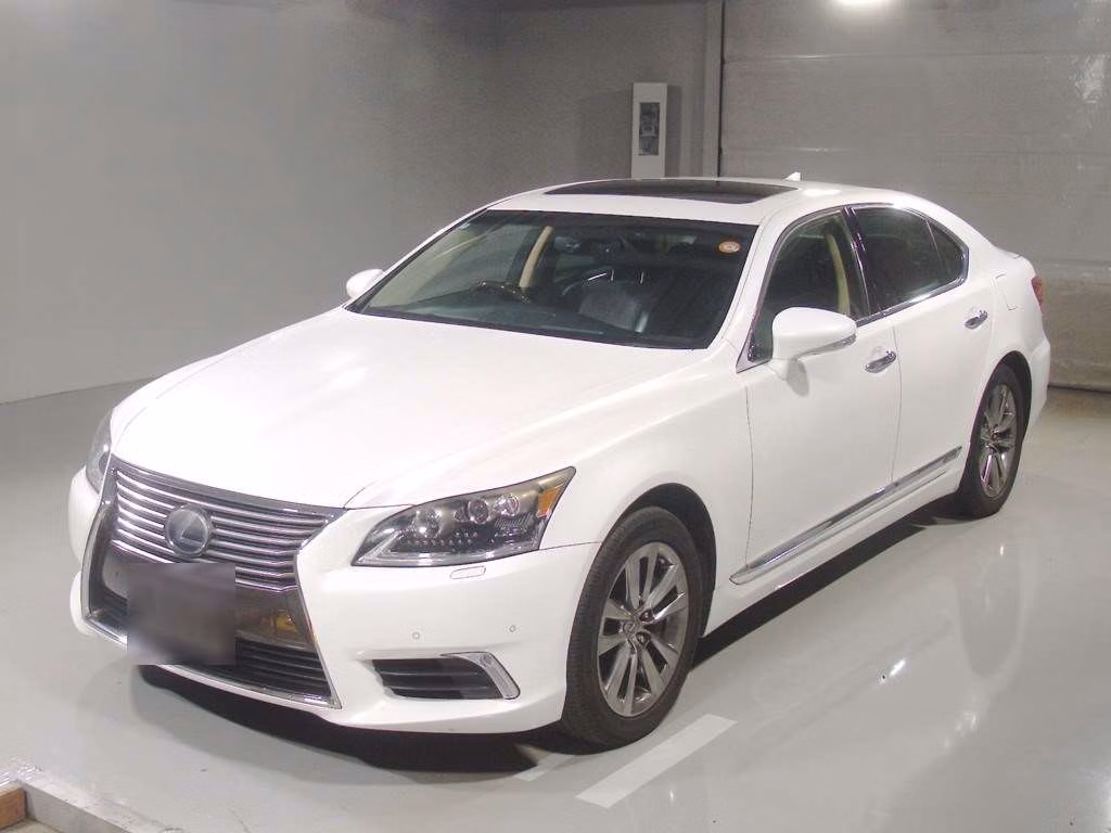 Lexus LS600h