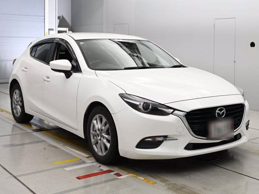 MAZDA AXELA