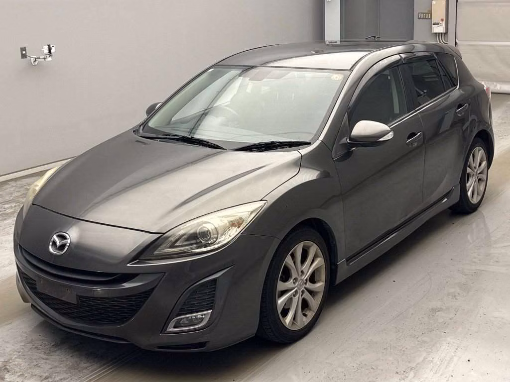 MAZDA AXELA