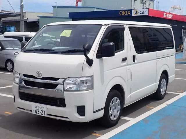 TOYOTA REGIUS ACE