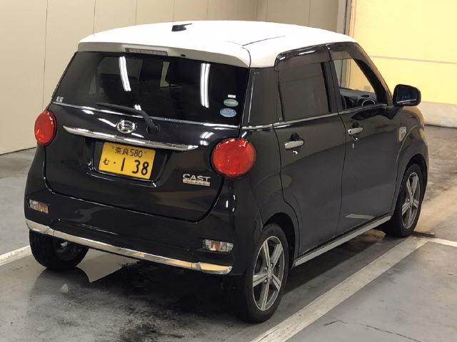 DAIHATSU CAST