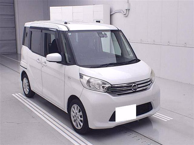 Nissan DAYZ Roox