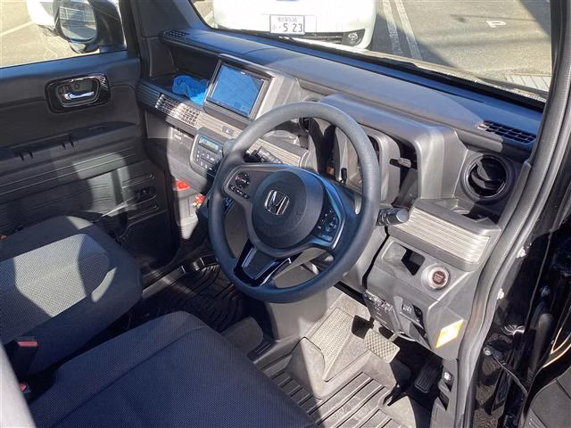 HONDA N-VAN